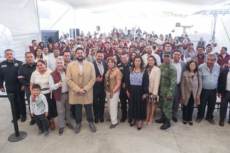 La gobernadora Delfina Gómez inaugura Centro de Videovigilancia en Temoaya, Edomex