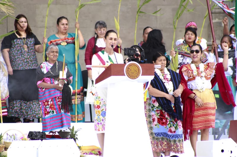 ¿Cuáles fueron los compromisos que Claudia Sheinbaum asumió en el Zócalo?