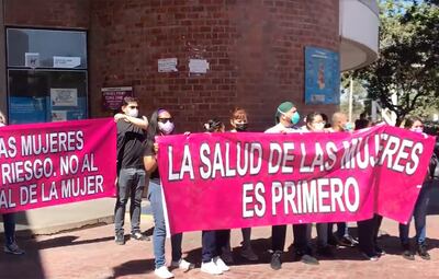 Vecinos de Huentitán no quieren que este hospital se vaya a otro lado, porque afirman no tienen suficiente infraestructura de salud.