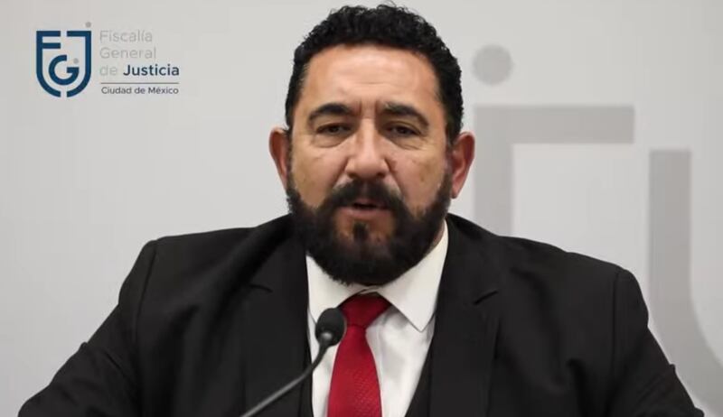 Vocero de la Fiscalía CDMX, Ulises López Lara, presenta los resultados de la investigación sobre los accidentes registrados en el Metro CDMX.