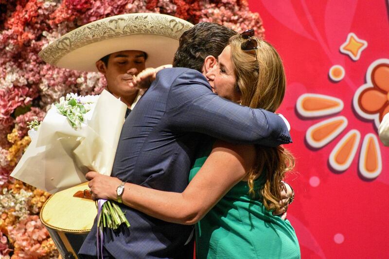 García reveló a las madres regiomontanas que debe todo a su progenitora Silvia Sepúlveda.