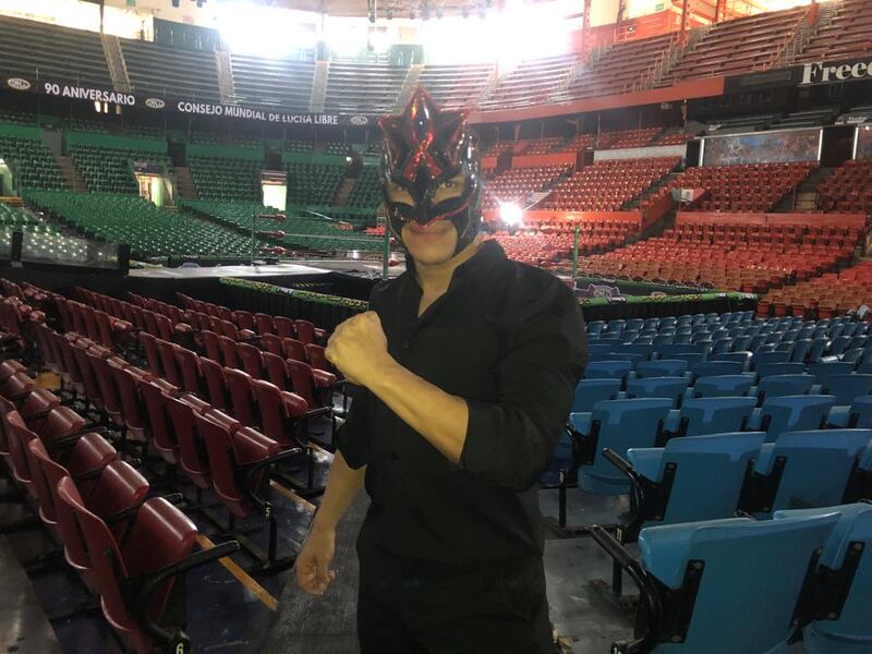 CMLL