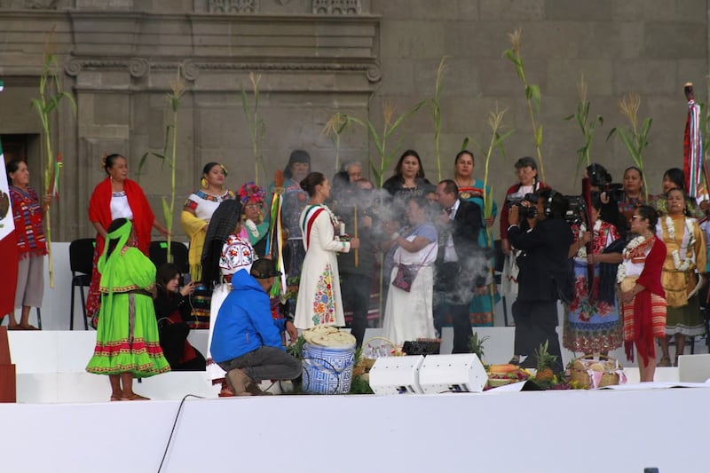 Ceremonia en el Zócalo.