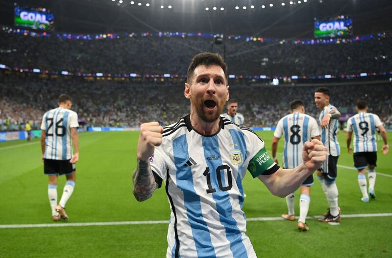 Messi celebrando su gol contra México.