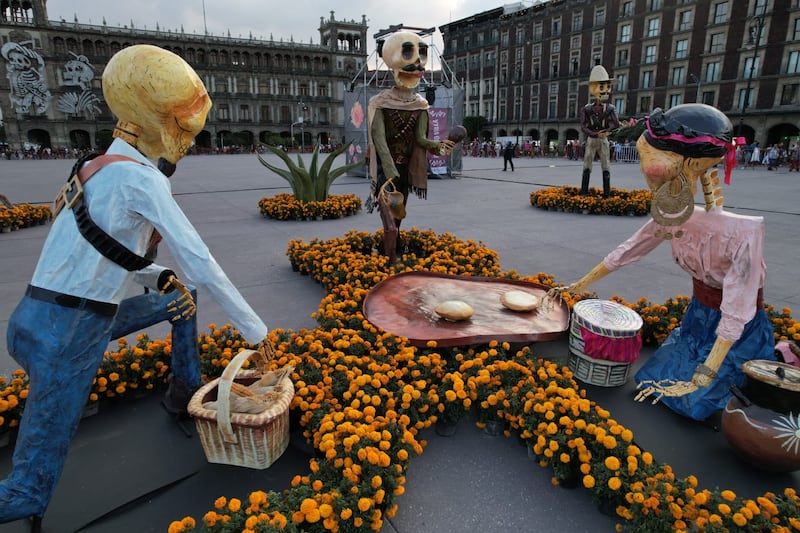 Ofrenda en el Zócalo