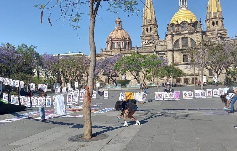 Los colectivos también pidieron sanciones contra hombres que abandonen a mujeres embarazadas.