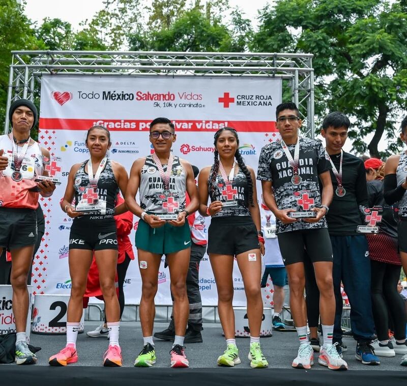 Delta Air Lines y Aeroméxico se unen a la Cruz Roja Mexicana para apoyar sus esfuerzos humanitarios, destacando su participación en la Carrera Todo México Salvando Vidas, un evento que promovió el bienestar físico y la solidaridad en todo el país