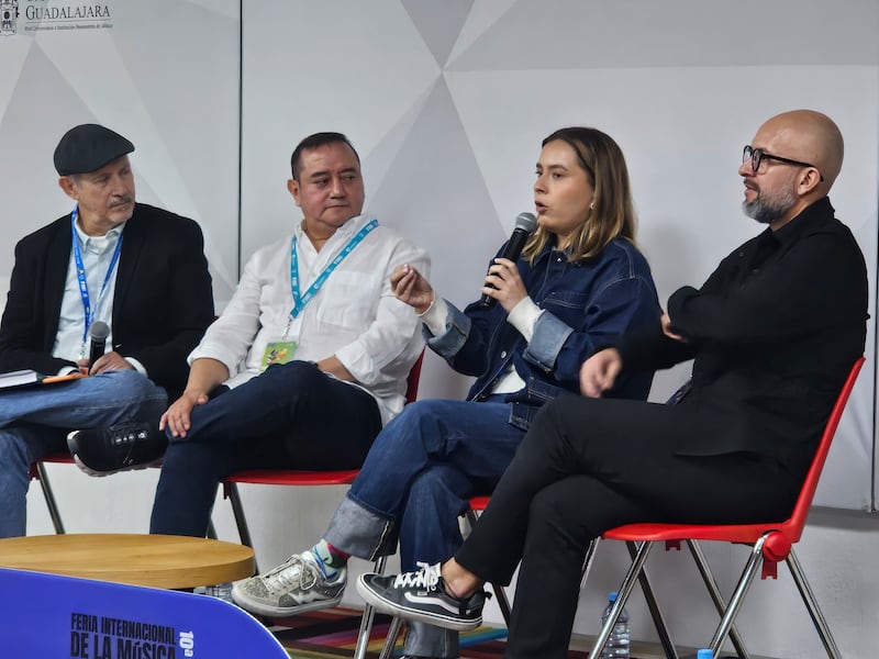 En el marco de la Feria Internacional de la Música (FIM Guadalajara), se llevó a cabo la charla Promotoría musical en México, con la participación de Andrés Sánchez (Ocesa), Macarena González (Apodaca) y Carlos Puga, director del Auditorio Telmex.