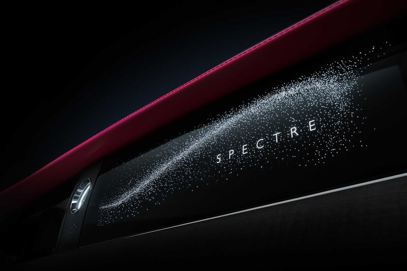 Spectre, se presentó el primer vehículo eléctrico de la marca