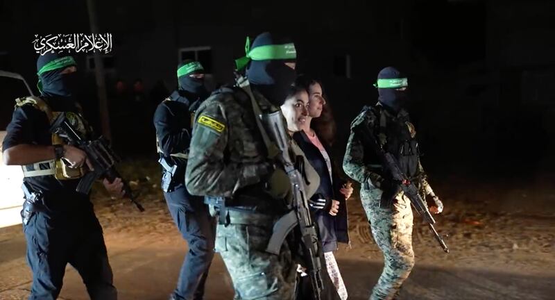 Hamás libera a la mexicana Ilana Gritzewsky junto a otras cinco personas más.