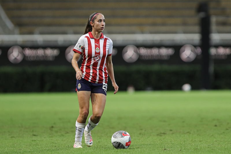 Angélica Torres, Chivas.