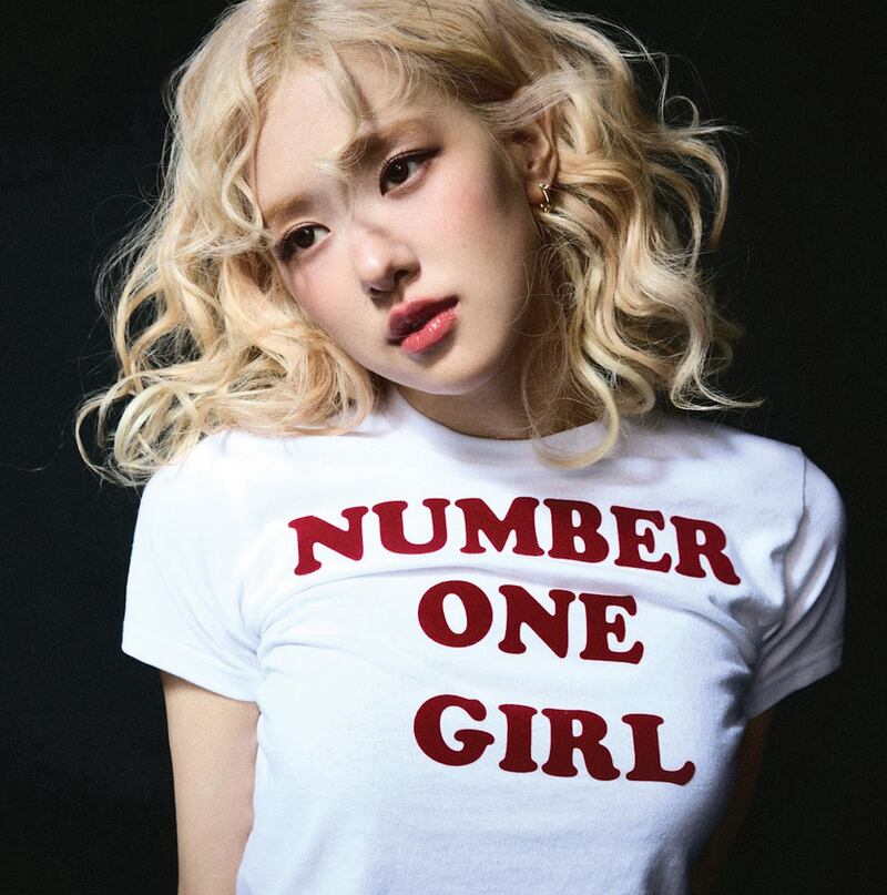 Rosé presenta su nuevo sencillo “number one girl”