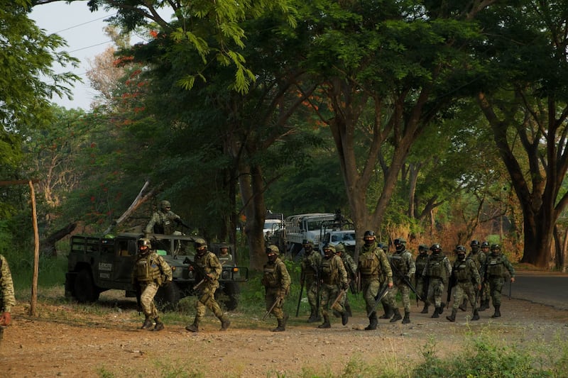 Militares chocan con habitantes Frontera Comalapa