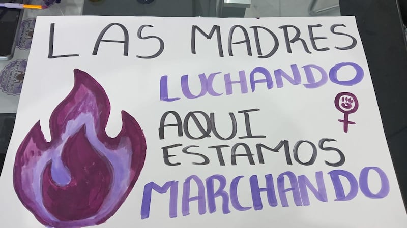 Carteles marcha 8M