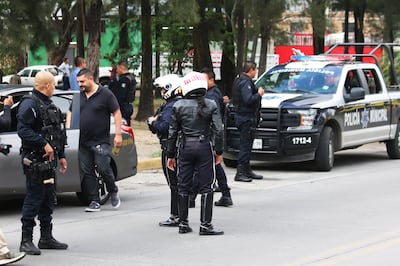 Organismos defensores de los derechos humanos han cuestionado la legalidad de estos operativos de vigilancia.