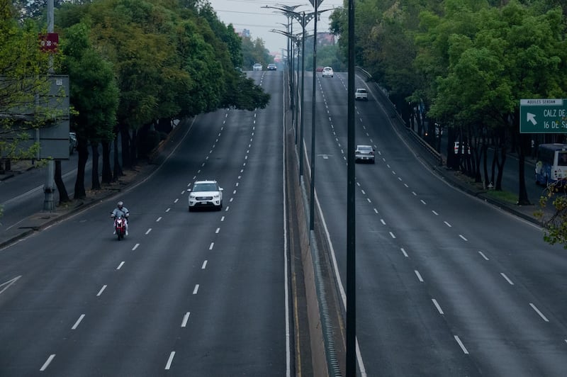 Calles de la CDMX lucen desiertas en Navidad del 2023