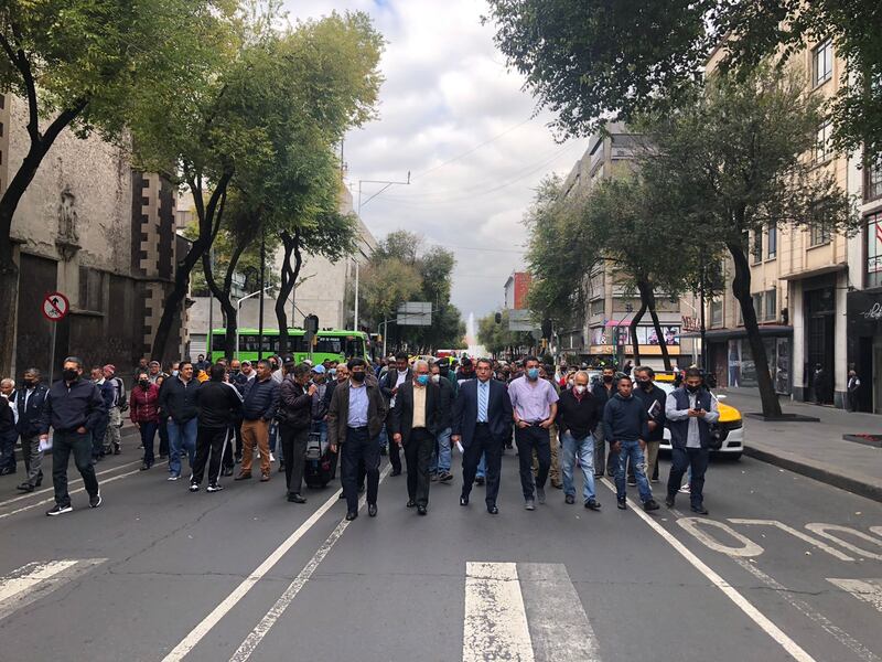 Los transportistas se manifestaron la mañana de este jueves. (Especial)