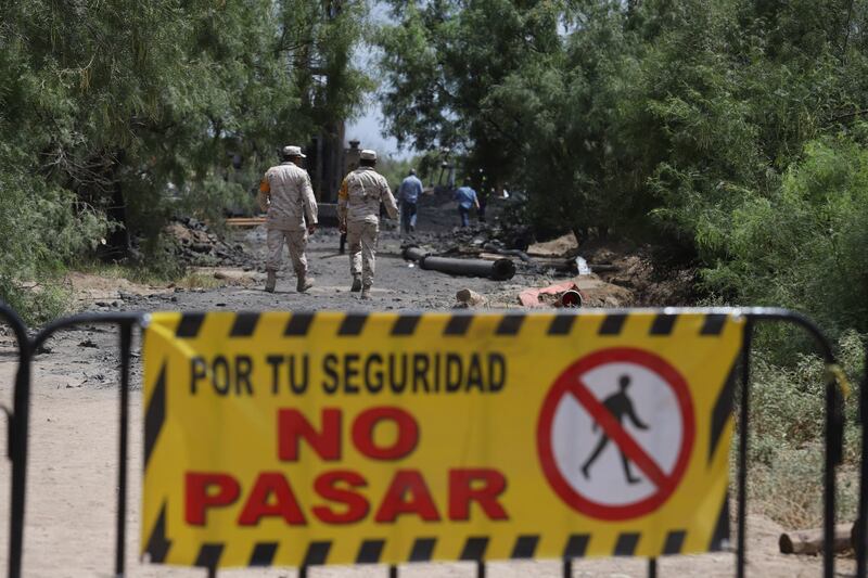 Mineros atrapados: labores de rescate suman 6 días para rescate