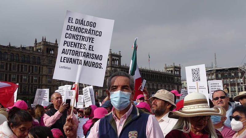 Fotos-marcha-democracia-INE-2024