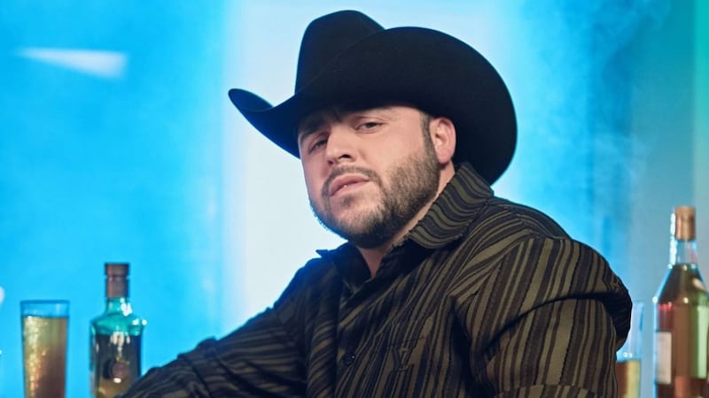 Gerardo Ortiz suma otro número uno a su carrera