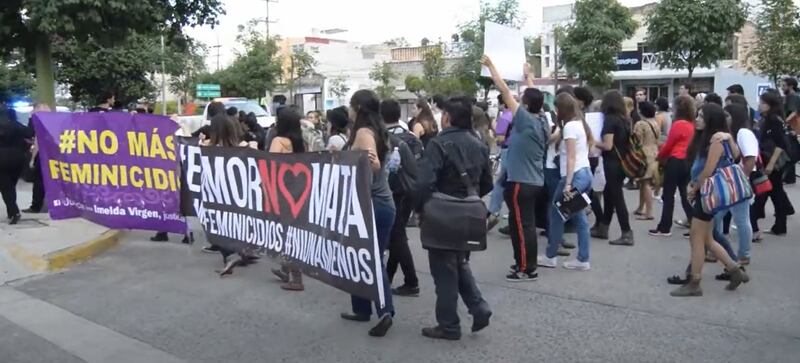 El asesinato de Gaby provocó intensas movilizaciones de grupos feministas durante varios años.