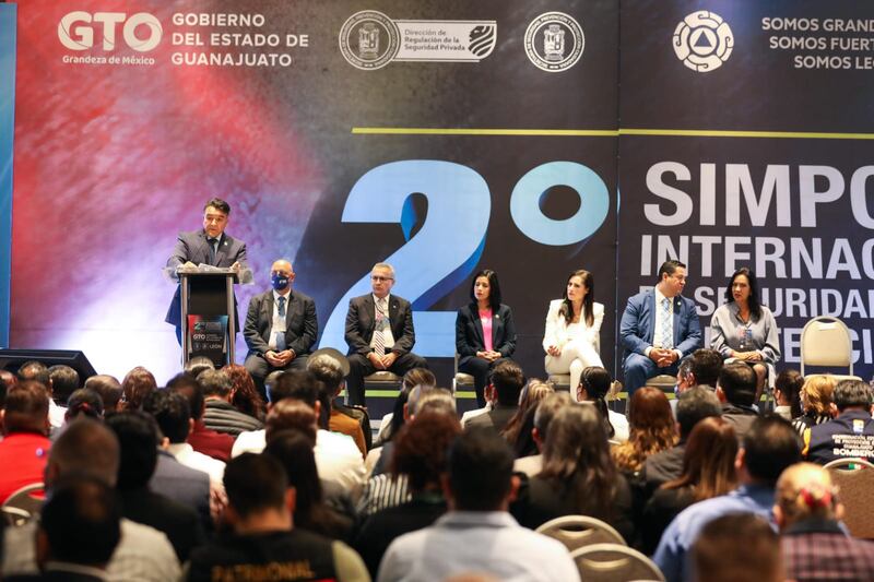 Diego Sinhue Rodríguez inaugura Simposio Internacional de Seguridad Privada