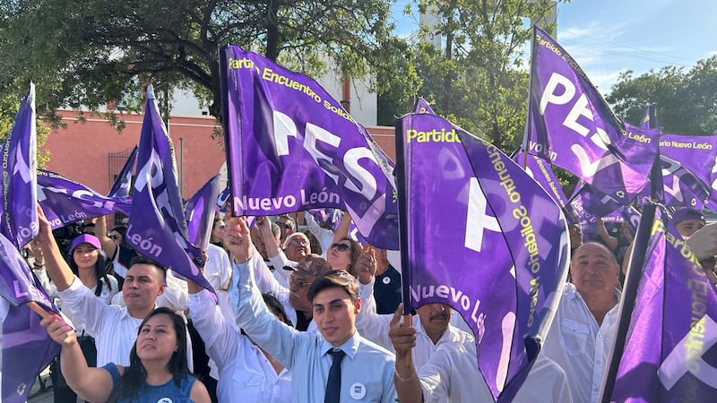 La presentación de candidatos se realizó en la Plaza Juárez, de San Pedro.