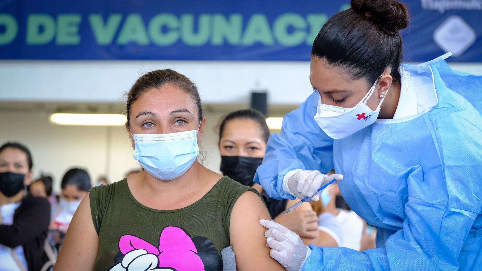 El gobernador del Estado señaló que hay una desaceleración en el número de hospitalizaciones y contagios; insistió en impulsar las campañas de vacunación.