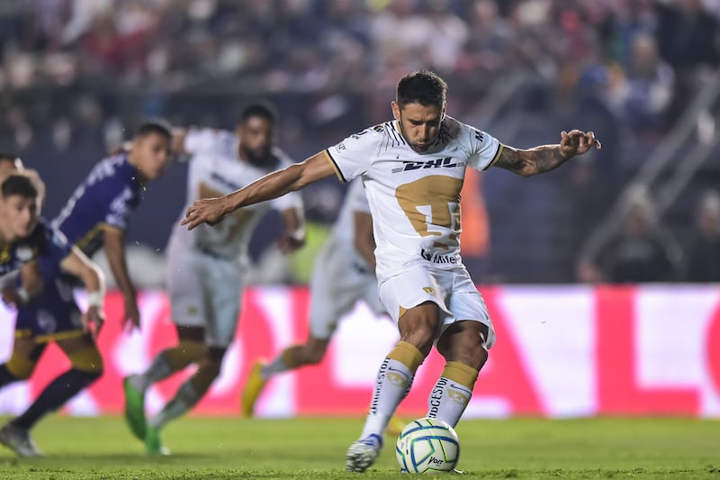 Eduardo Salvio será la tercera baja para el duelo ante Santos