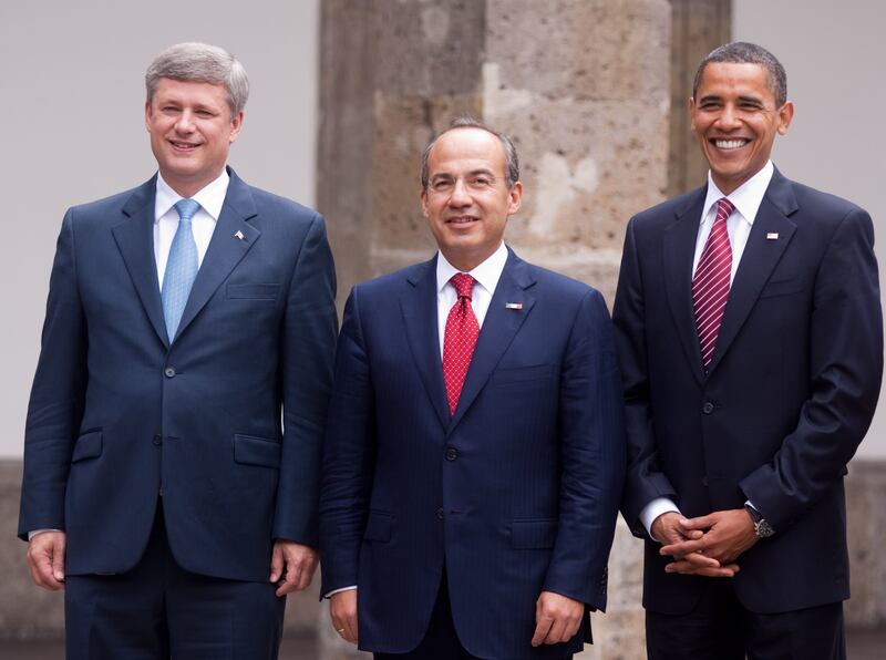 GUADALAJARA, JALISCO 10AGOSTO 2009.- Fotografia oficial de los presidentes Los presidentes de México, Felipe Calderón de EU, Barack Obama  y el primer ministro de Canadá, Stephen Harper  
FOTO: SÁSHENKA GUTIERREZ/CUARTOSCURO.COM