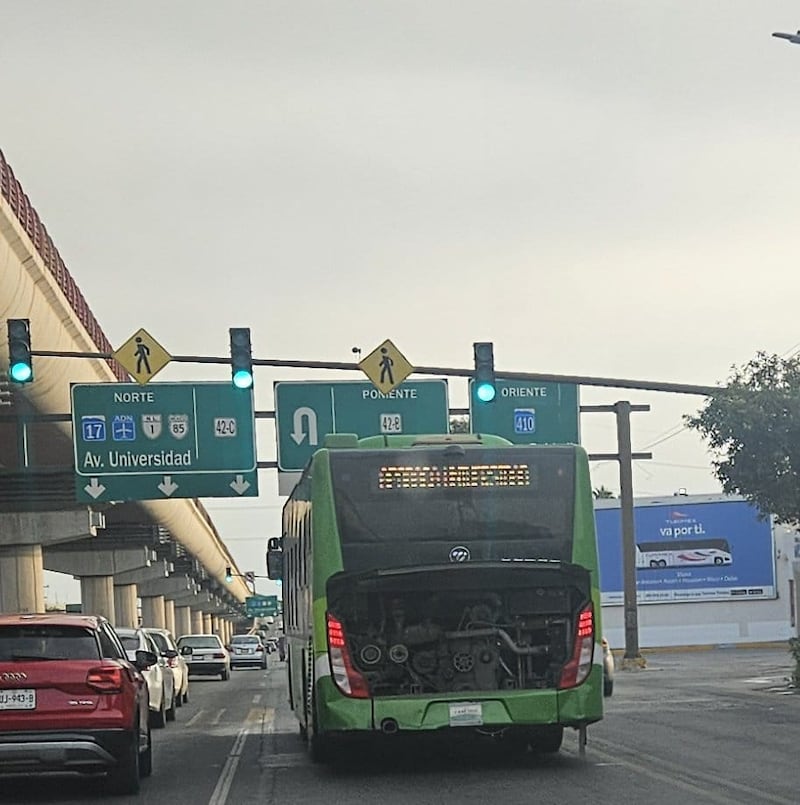 Algunas de las nuevas unidades del transporte urbano ya están descompuestas.