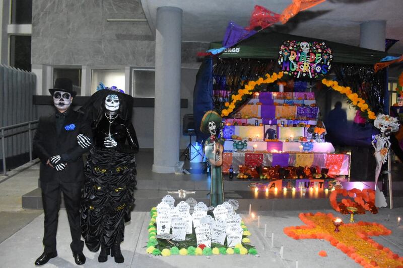 Cadetes de la Academia Municipal participaron en el concurso de los altares.