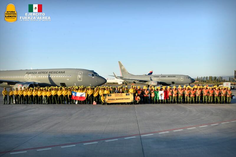 Elementos de la Sedena y Conafor regresan de Chile tras un mes