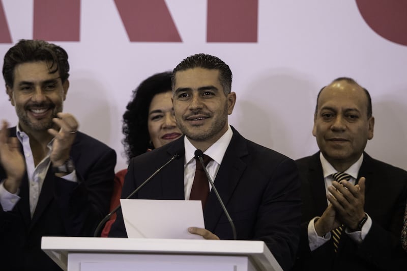 Omar García Harfuch,  extitular de la Secretaría de Seguridad Ciudadana (SSC), anunció mediante conferencia de prensa que buscará la candidatura de Morena para la jefatura de Gobierno de la Ciudad de México en las elecciones de 2024.  (Cuartoscuro)