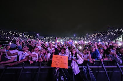 Rels B abarrotó el Foro Sol de la Ciudad de México