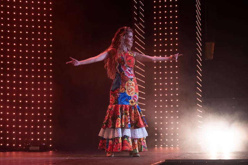 La bailarina protagoniza un espectáculo que destaca por ser una interpretación que evoca emotividad en sus espectadores