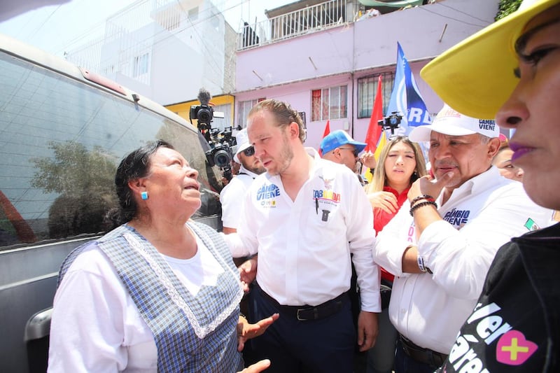 Sin importar amenazas de Morena, vecinos de Iztacalco apoyan cambio con Taboada