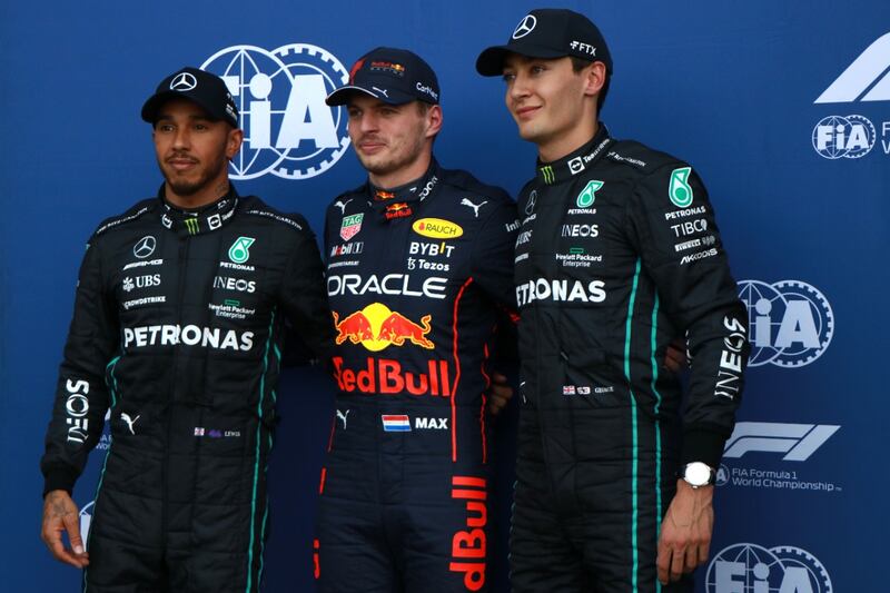 Día 2 GP de México: Lewis Hamilton, Max Verstappen y George Russell.