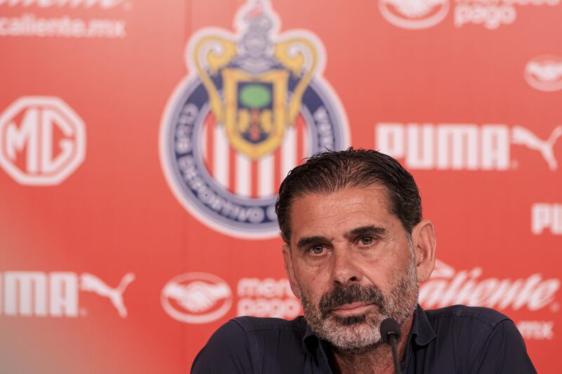 Fernando Hierro, actual director deportivo de Chivas