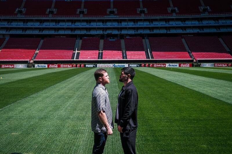 La pelea se realizará el próximo 6 de mayo en la cancha del Estadio Akron.