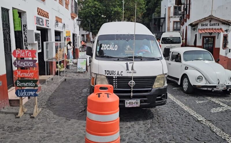 Transporte publico reanuda servicio en Taxco, Guerrero