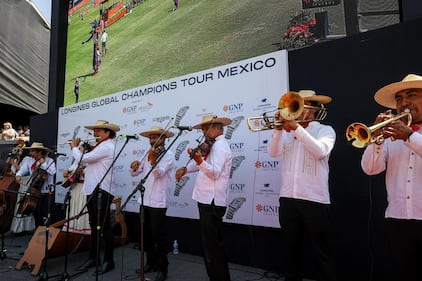 Música y trajes típicos animan la fiesta del Longines Global Champions Tour México