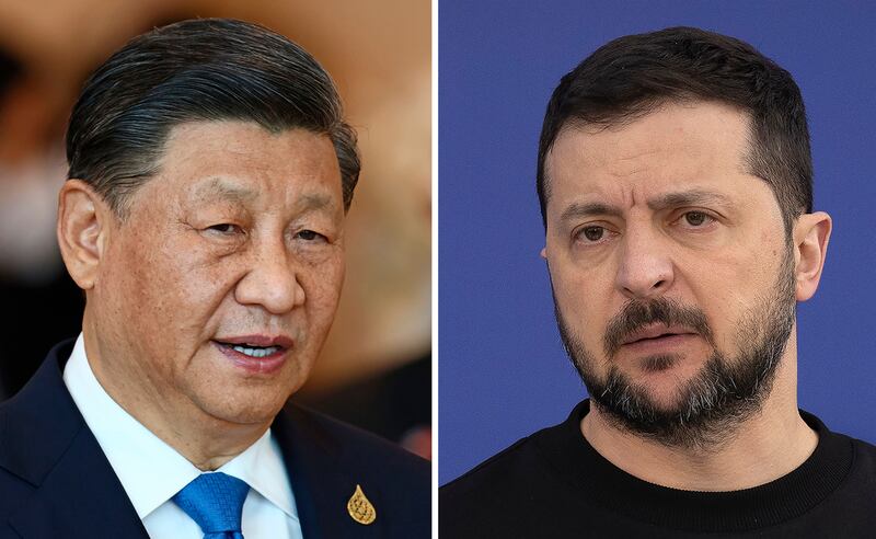 Xi Jinping y Volodimir Zelenski.