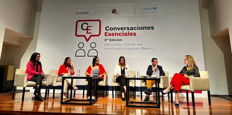 Essity presentación de encuesta menstruación