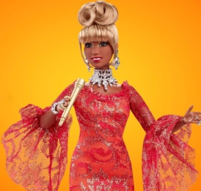 Barbie muñeca inspirada en Celia Cruz y Julia Álvarez