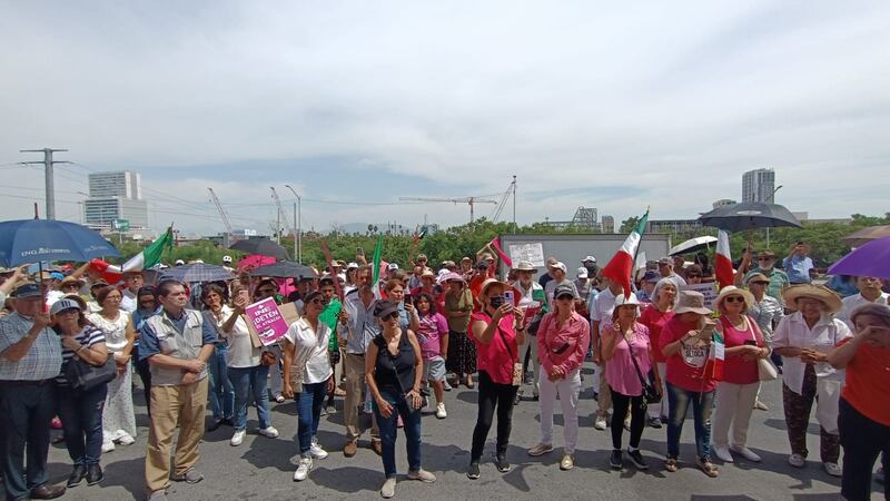 La intención, dijeron los organizadores, es dejar un mejor país a los jóvenes.