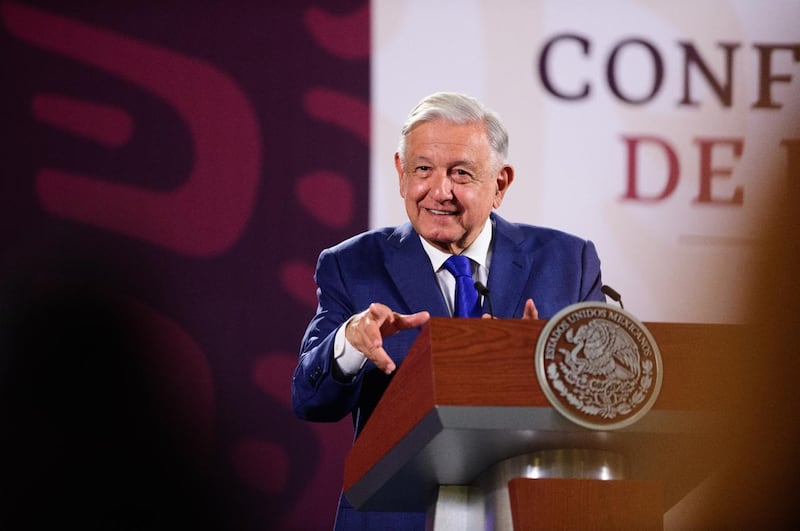 AMLO Estudiante UNAM