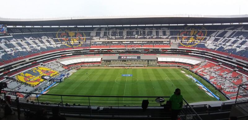 Una muy pobre entrada para ver a Cruz Azul