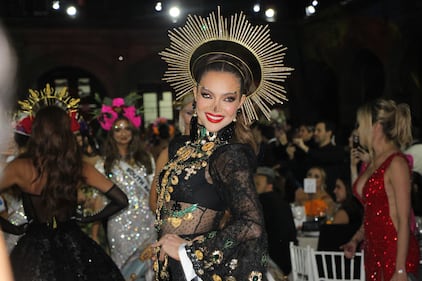 Candidatas de todas partes del mundo se unieron a la celebración de Día de Muertos como parte de las primeras actividades de la edición número 73 del certamen de Miss Universo, en donde desfilaron las reinas de belleza durante la 'Gala de Catrinas’ con el objetivo de recaudar fundos para poblaciones vulnerables.