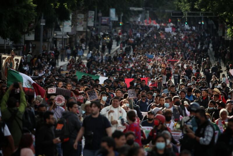 Marcha por los 8 años de Ayotzinapa